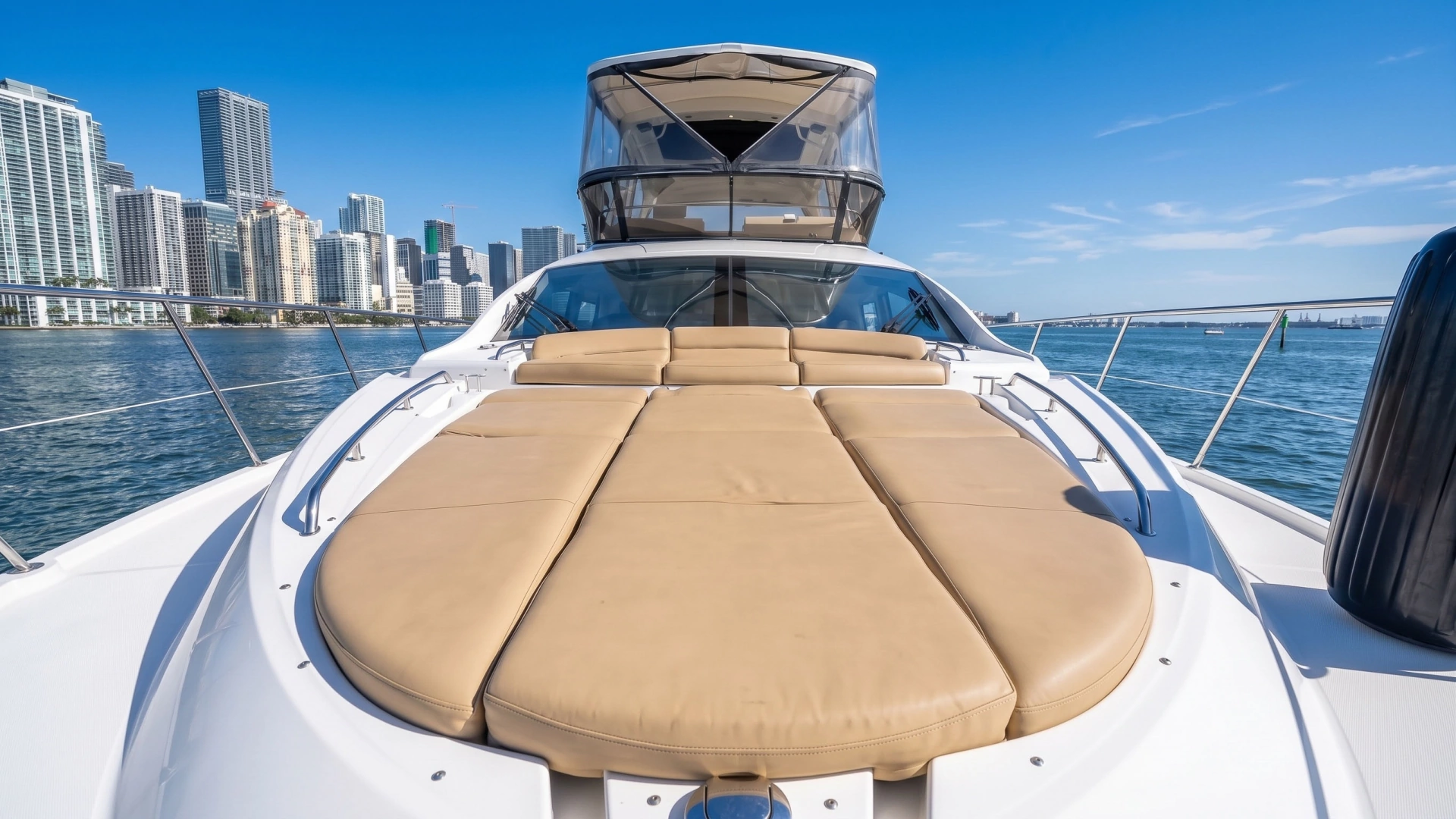 Sea Ray L590 Yacht For Sale
