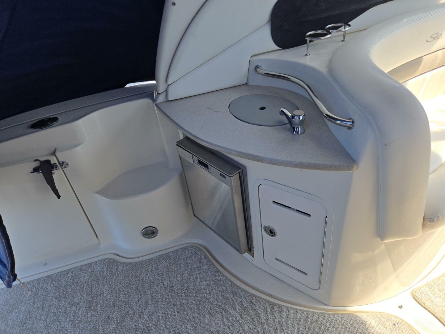 2005 Sea Ray 320 Sundancer