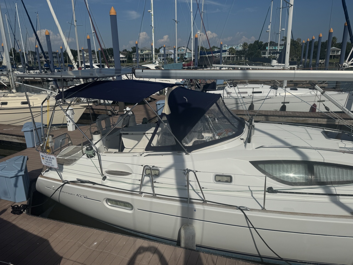 2006 Jeanneau 42DS — photograph 2