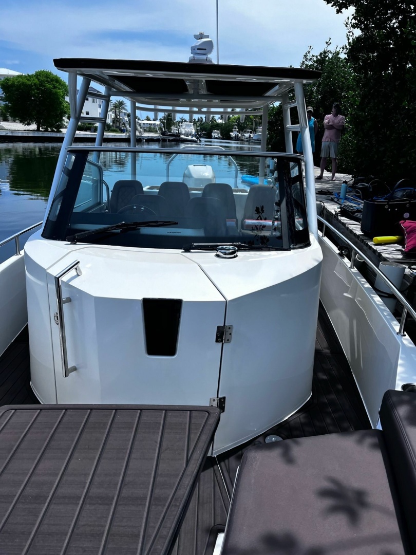 2017 Axopar 28 T-Top