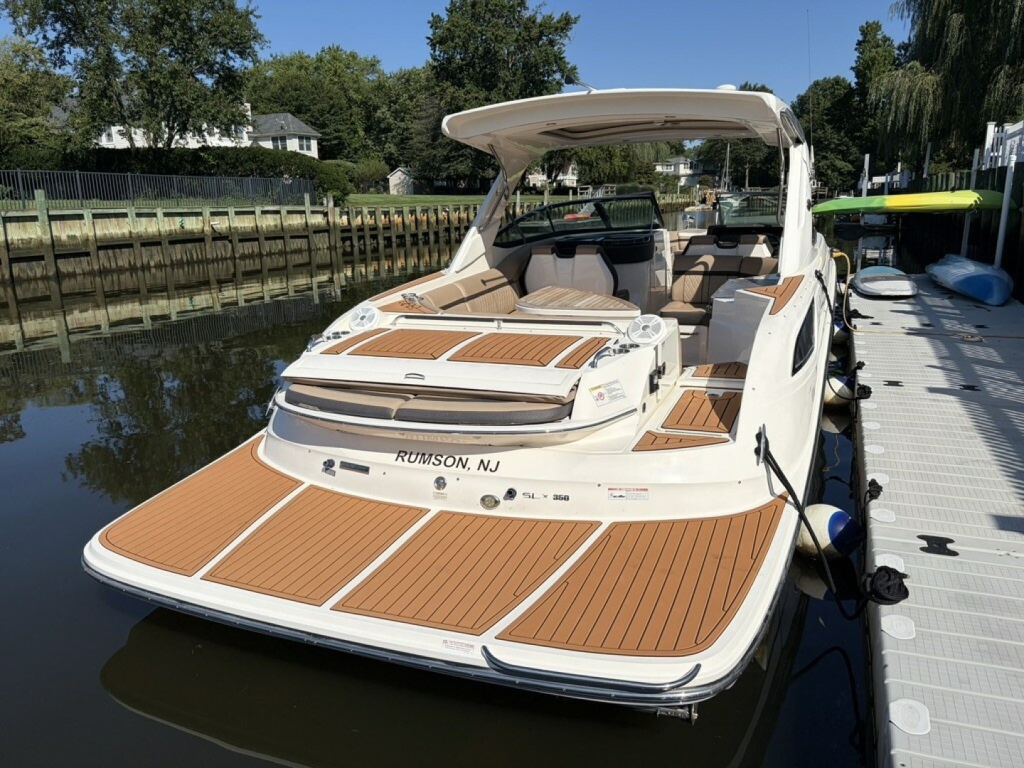 2017 Sea Ray SLX 350