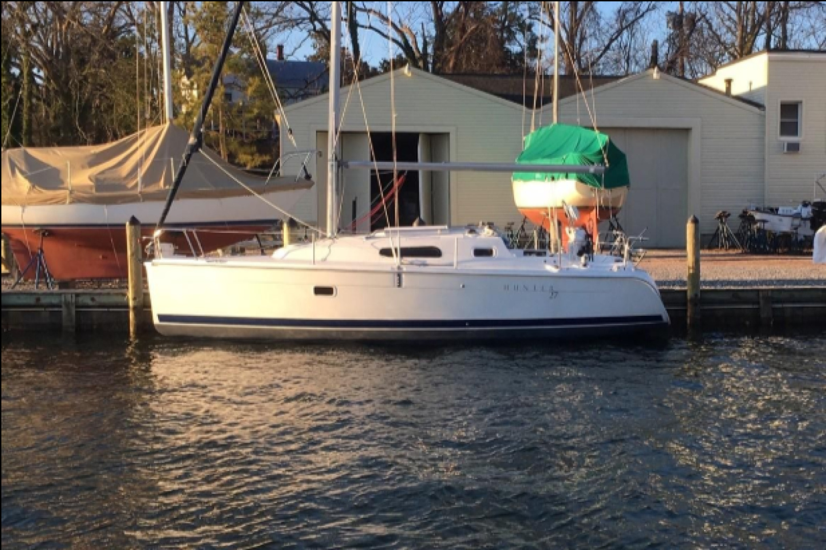 27ft Hunter Yacht For Sale