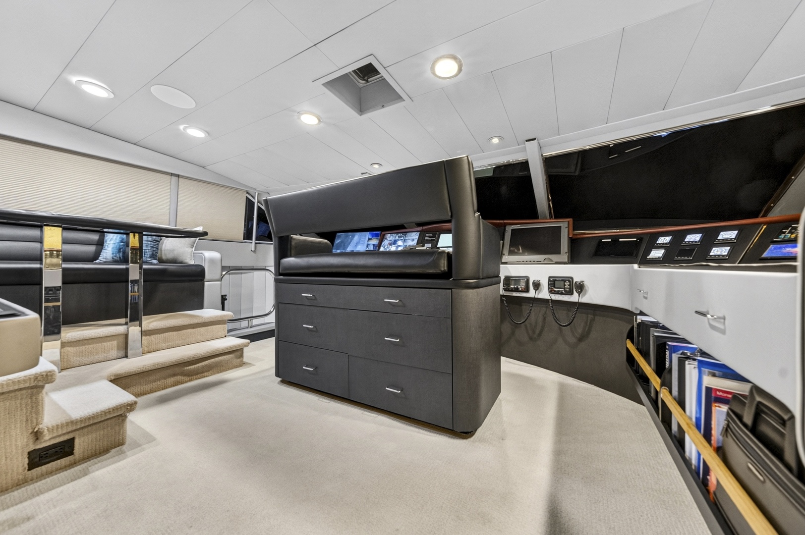 1989 Westport Flybridge Motoryacht