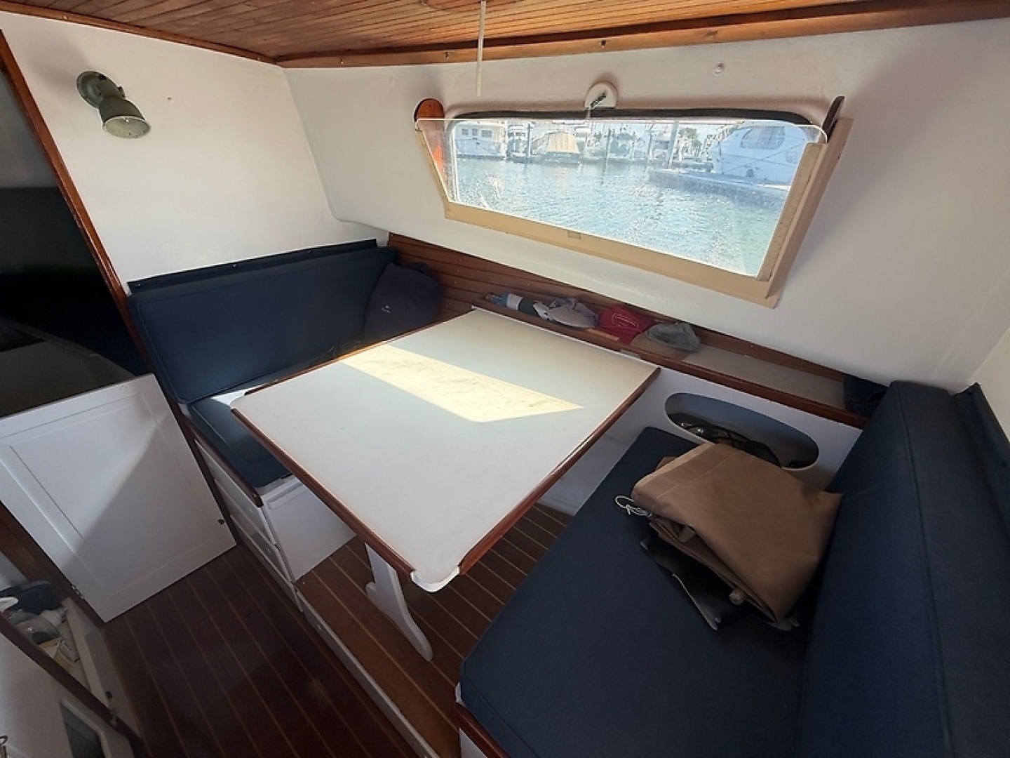Black Dog 29ft Dyer Yacht For Sale Black Dog 29ft Dyer Yacht For Sale