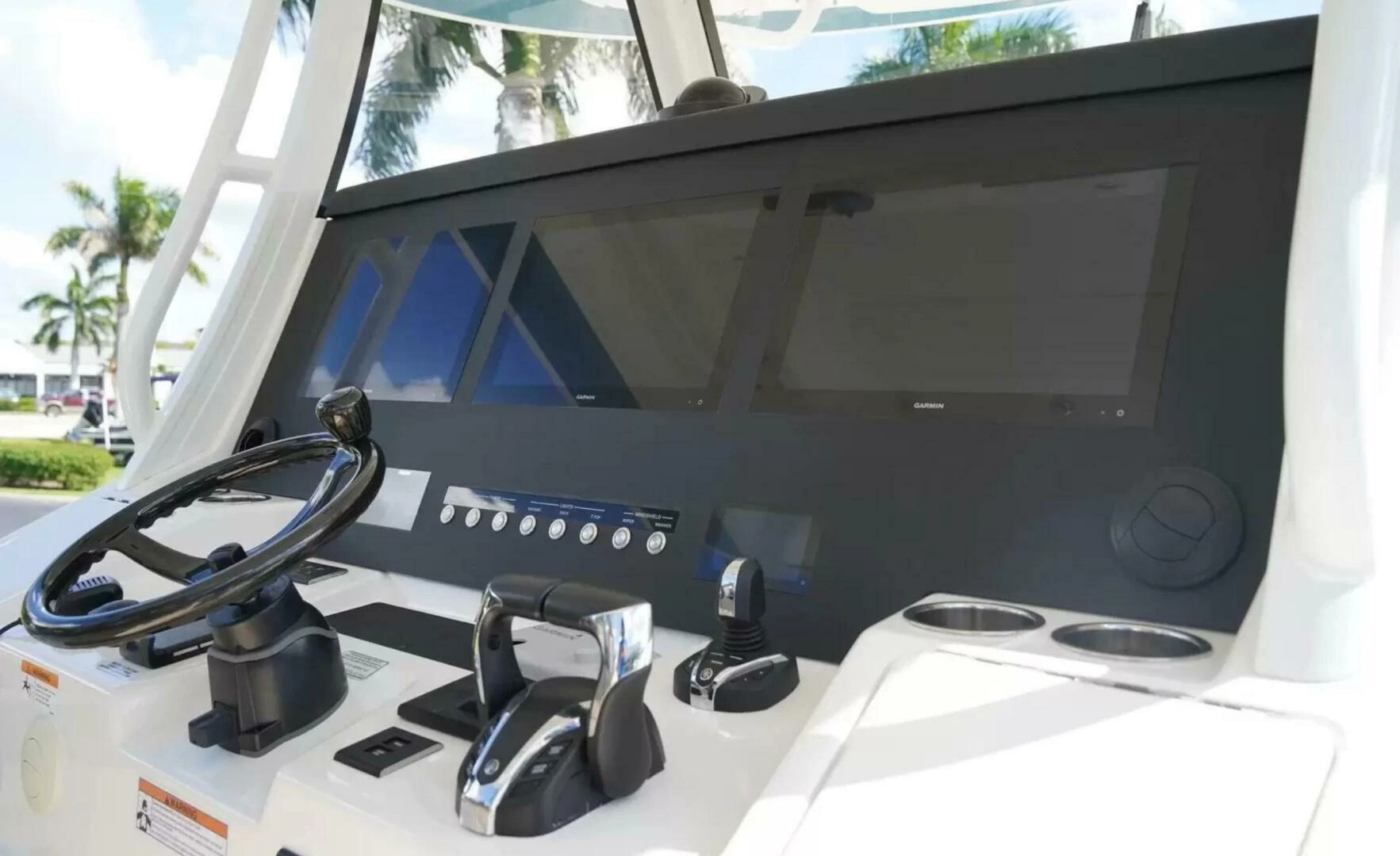 Regulator 37 Yacht For Sale
