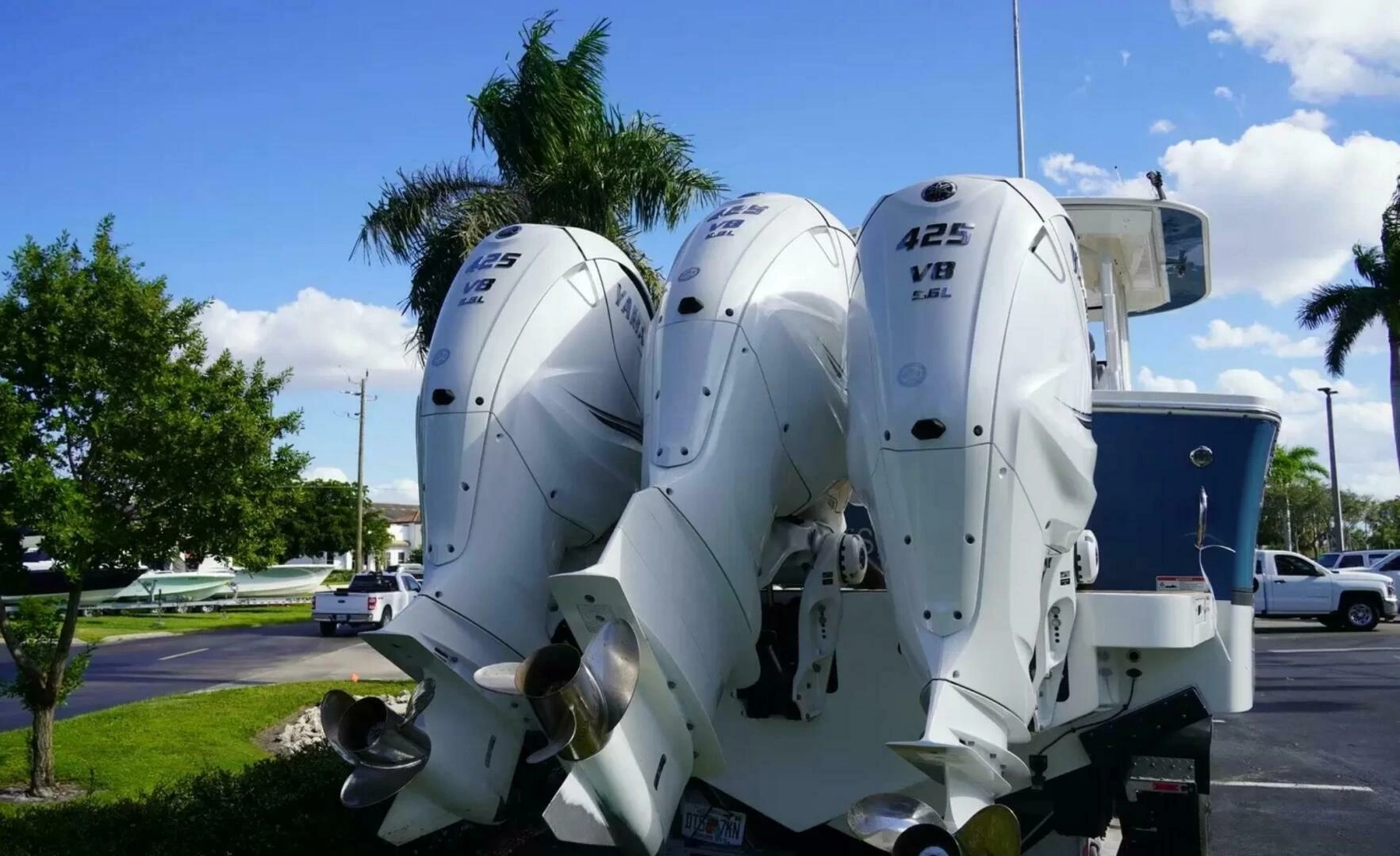 Regulator 37 Yacht For Sale