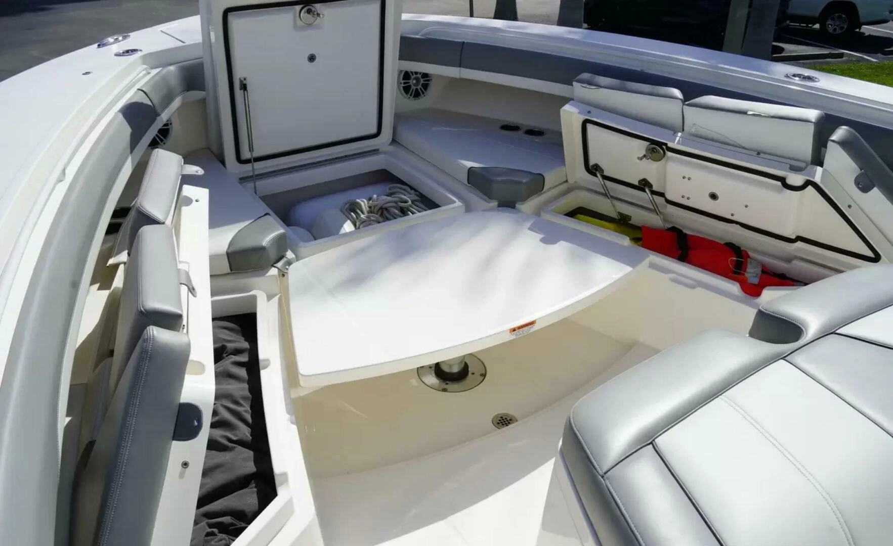 Regulator 37 Yacht For Sale