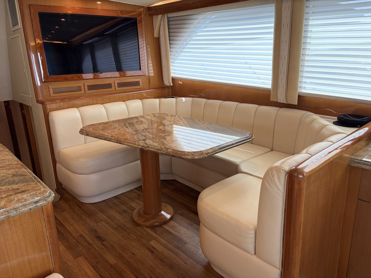 2004 Viking 