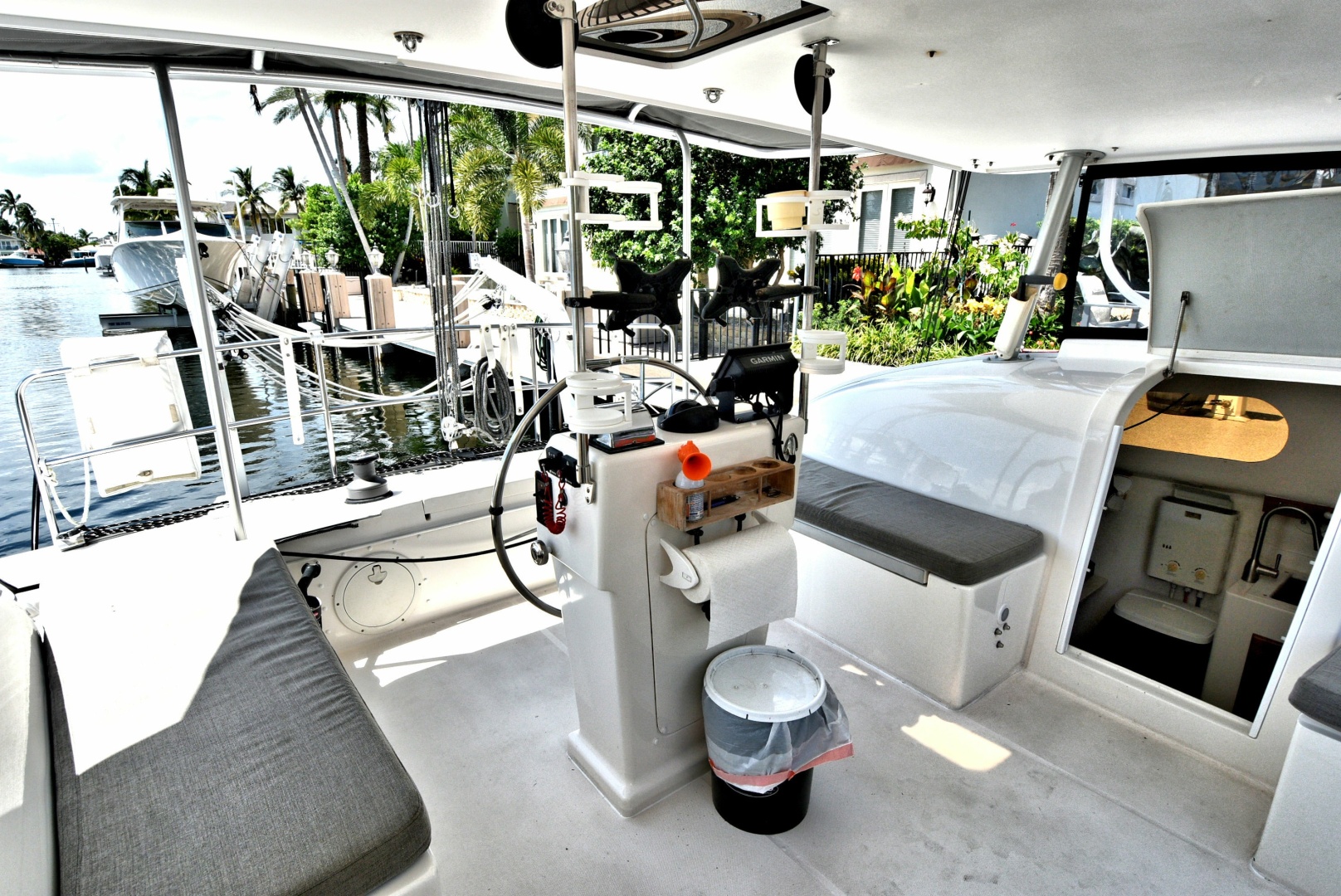 Lady Grey 30ft Maine Cat Yacht For Sale