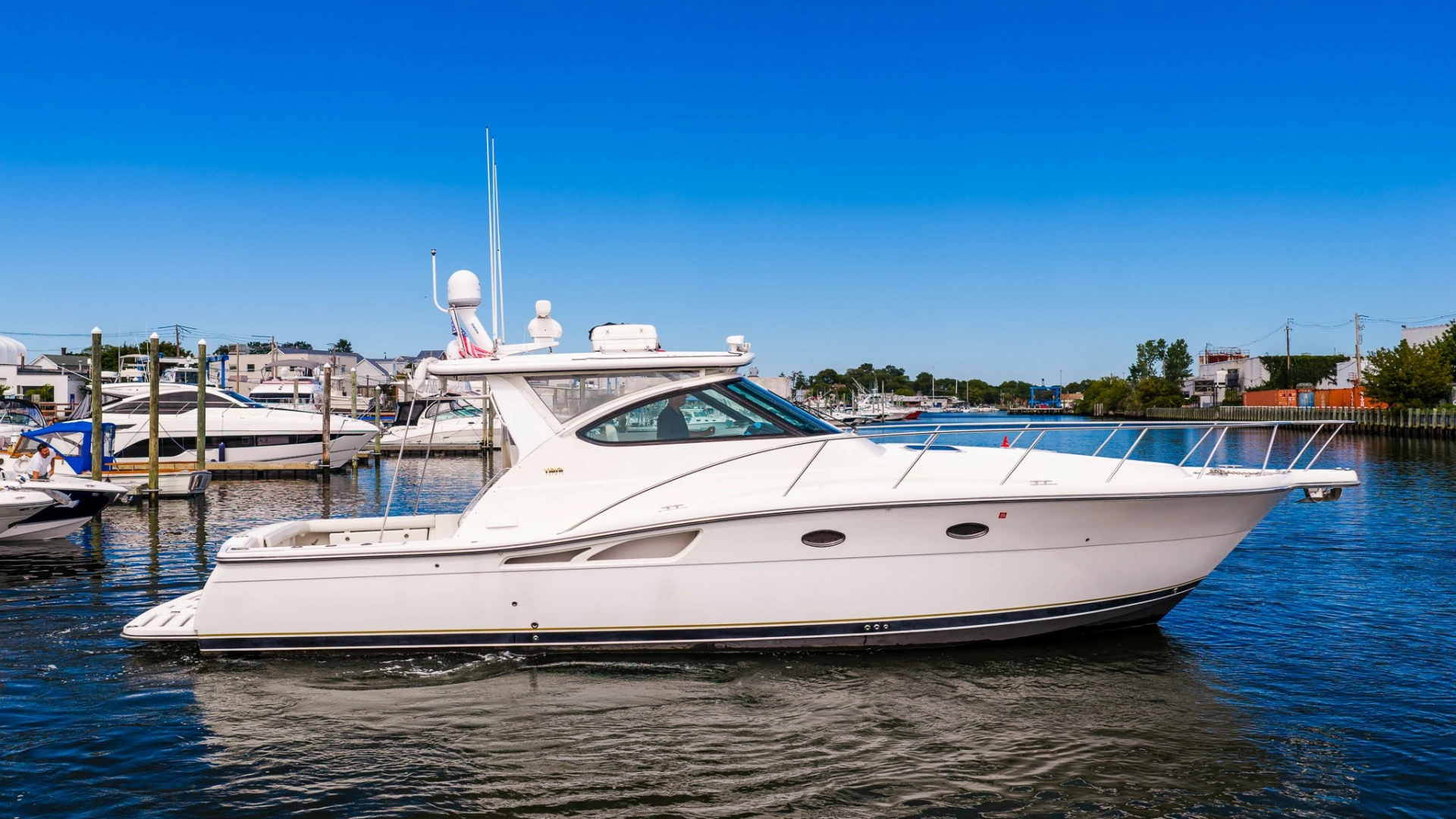 2006 Tiara Yachts 4200 Open, photo 1 of 30