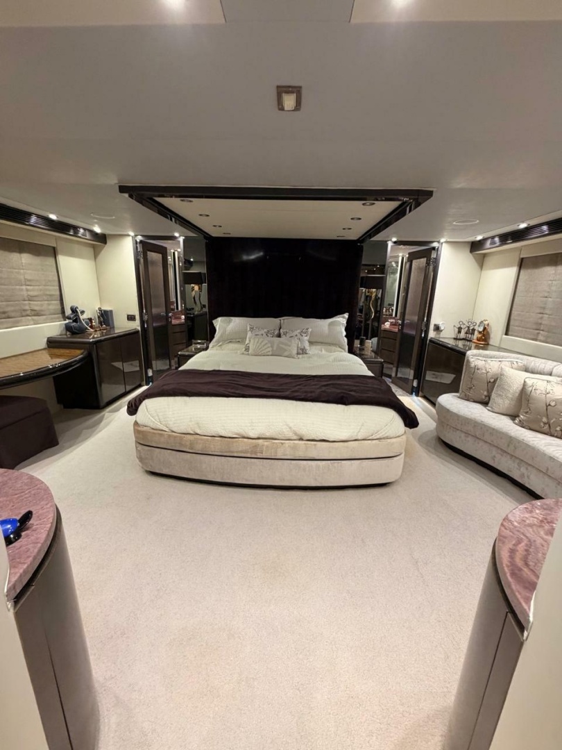 Master Suite 2