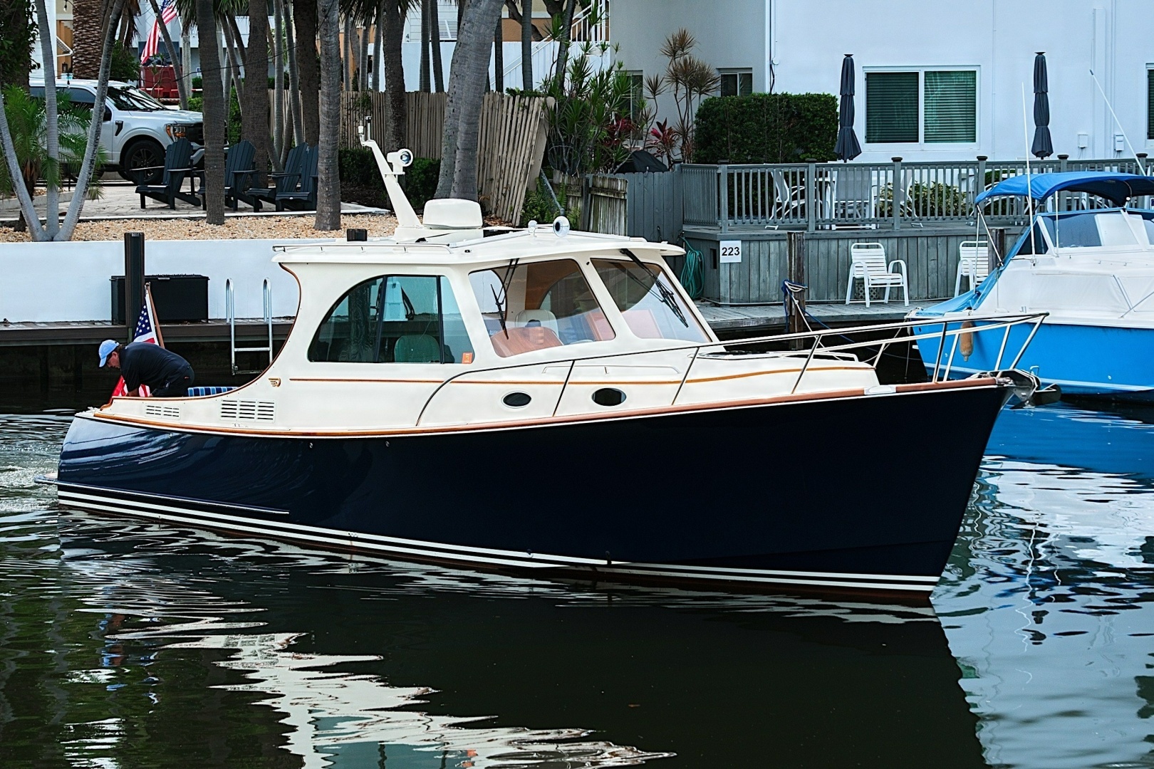 2018 Hinckley Picnic Boat 37 MKIII