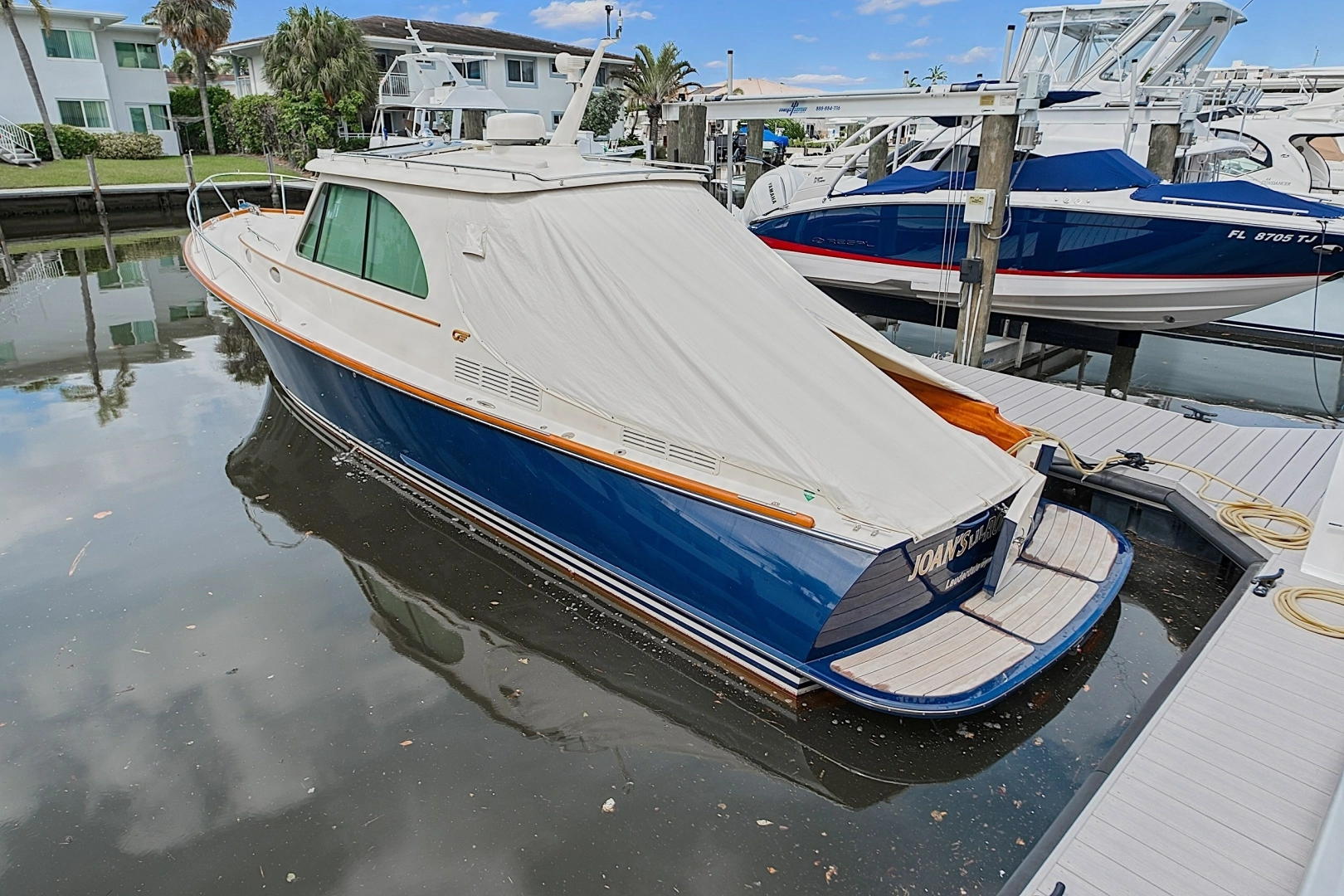 Hinckley Picnic Boat 37 MKIII Yacht For Sale