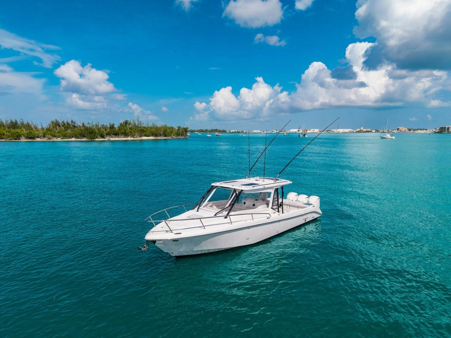 Everglades  Yacht For Sale