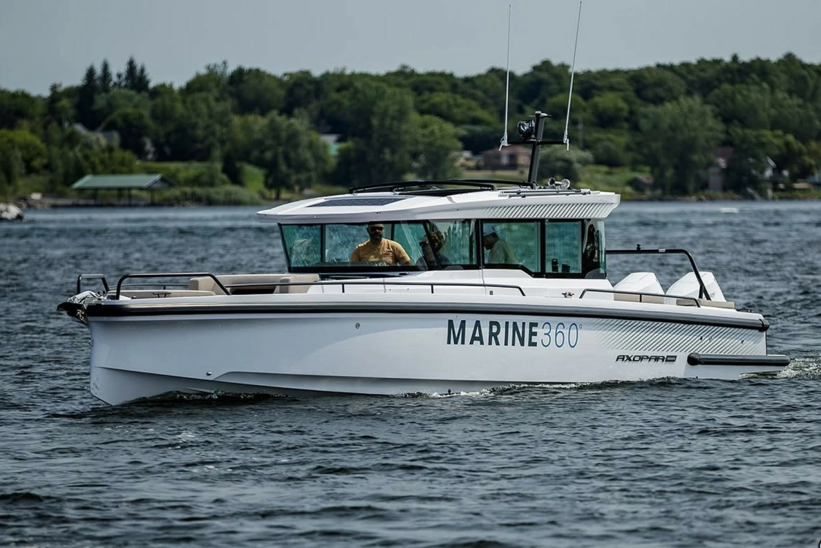 2025 Axopar 37 XC Cross Cabin, photo 1 of 29