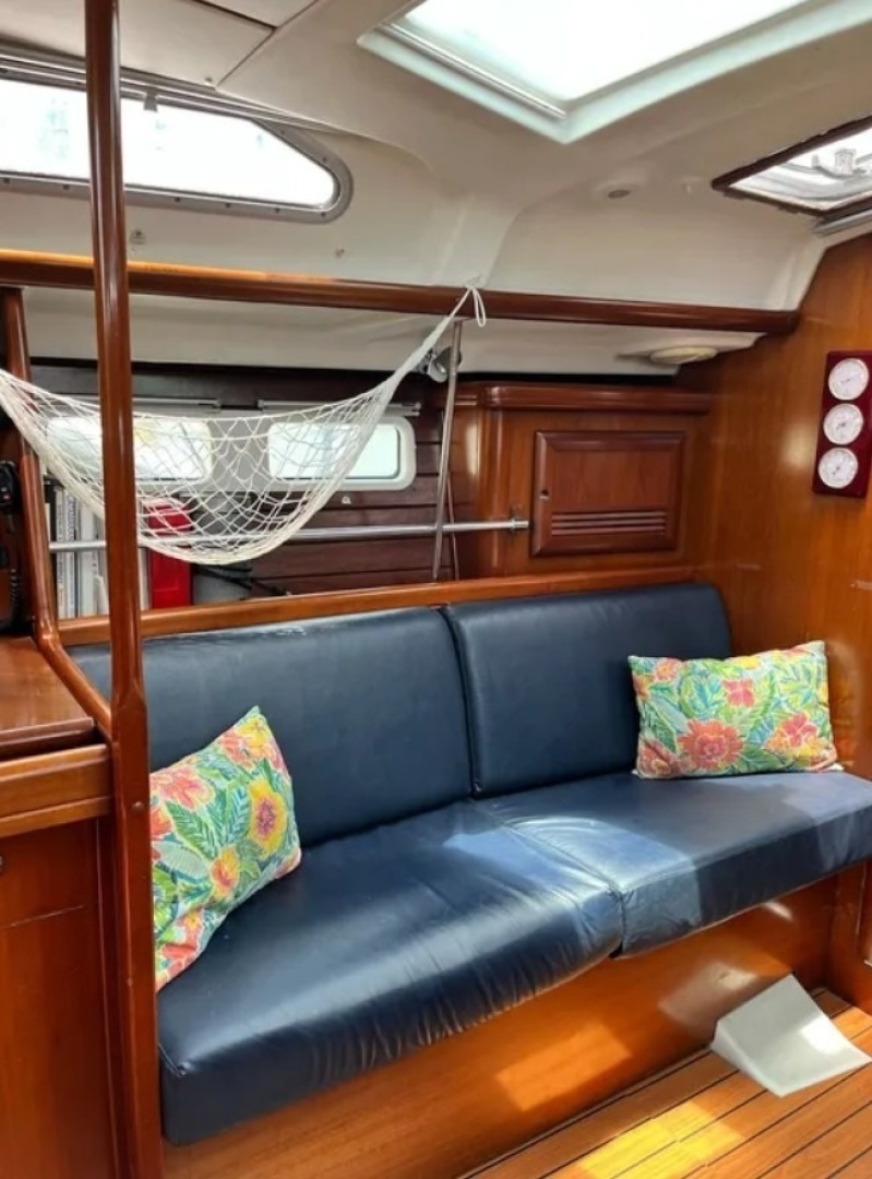 2005 Beneteau 423