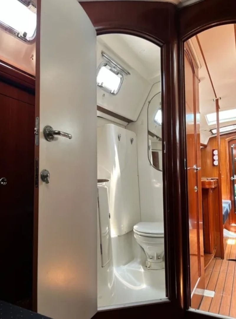 2005 Beneteau 423