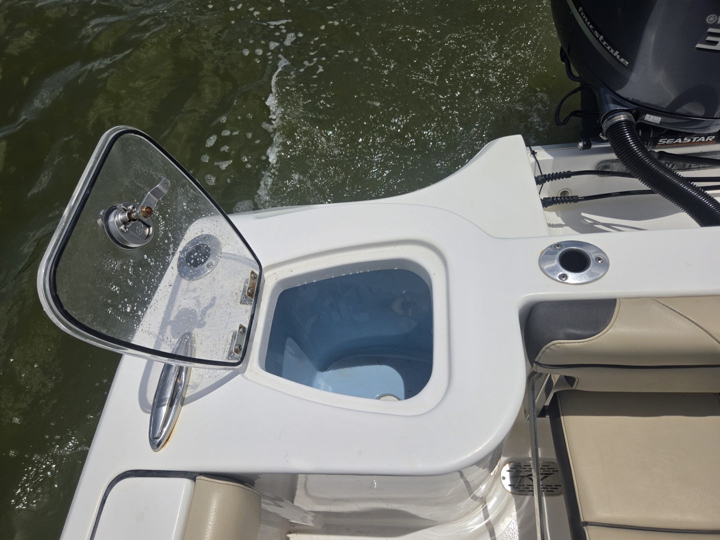 D amp D 24ft Tidewater Yacht For Sale D amp D 24ft Tidewater Yacht For Sale