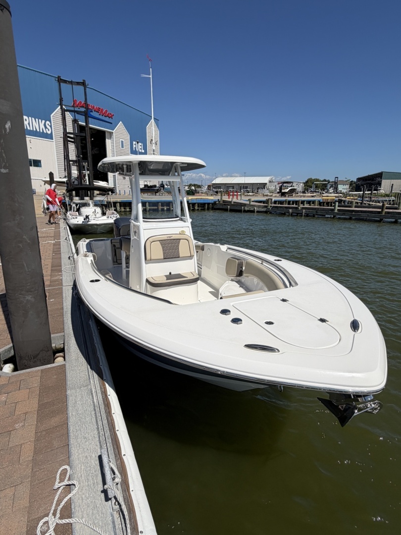 D amp D 24ft Tidewater Yacht For Sale D amp D 24ft Tidewater Yacht For Sale