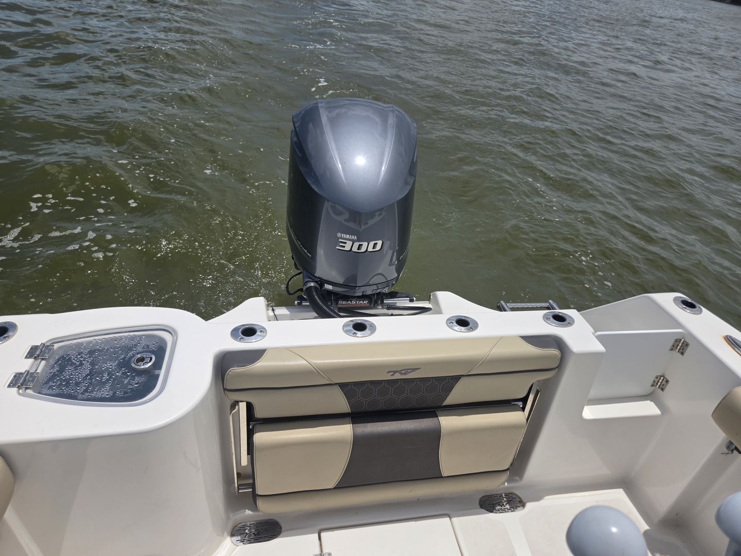 D amp D 24ft Tidewater Yacht For Sale D amp D 24ft Tidewater Yacht For Sale