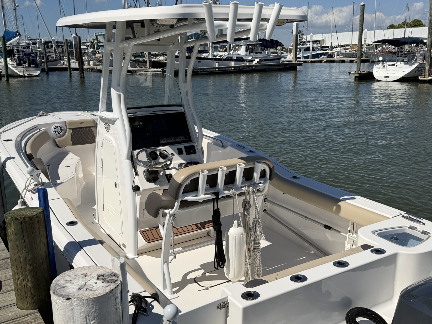 D amp D 24ft Tidewater Yacht For Sale D amp D 24ft Tidewater Yacht For Sale