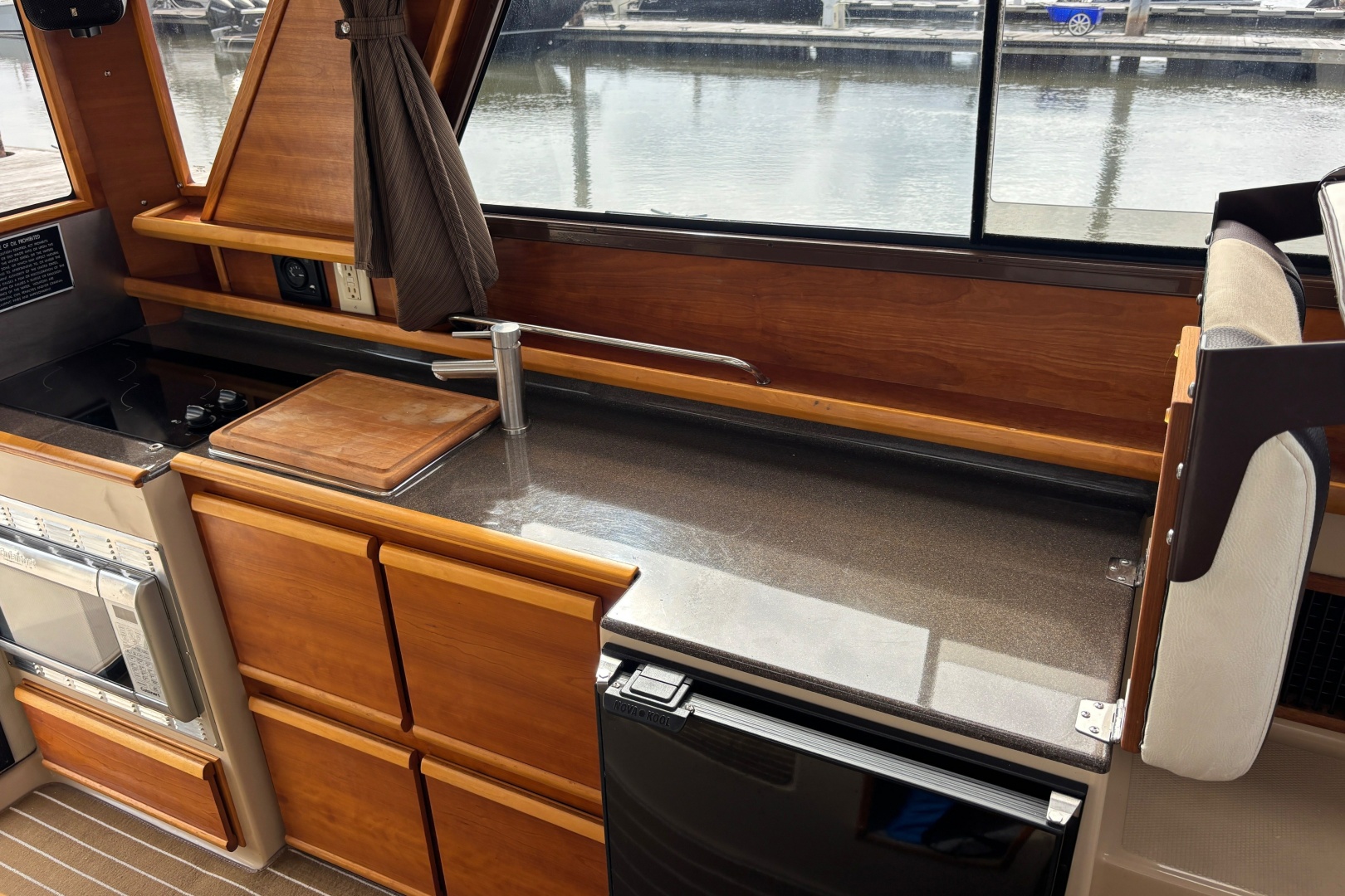 MARGARET ADELE 32ft Cutwater Yacht For Sale MARGARET ADELE 32ft Cutwater Yacht For Sale