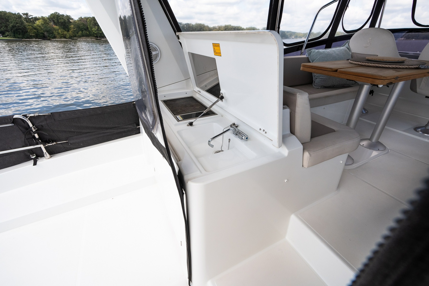 2020 Beneteau Swift Trawler 50