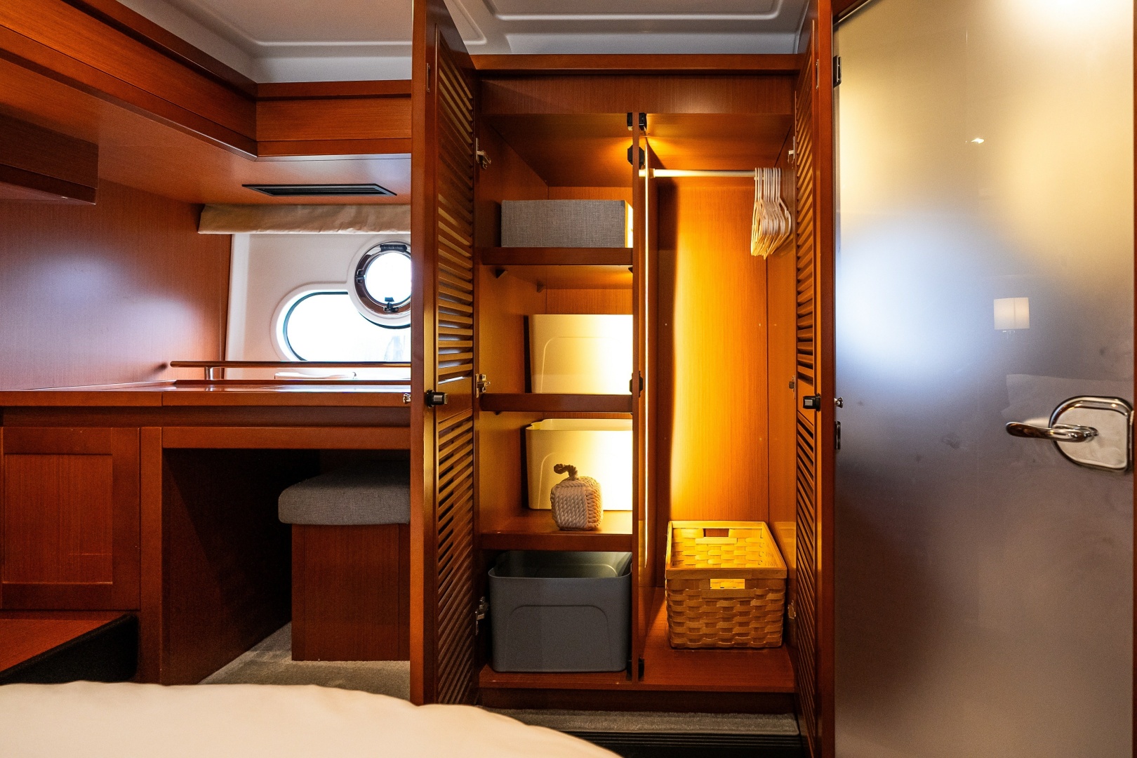 2020 Beneteau Swift Trawler 50
