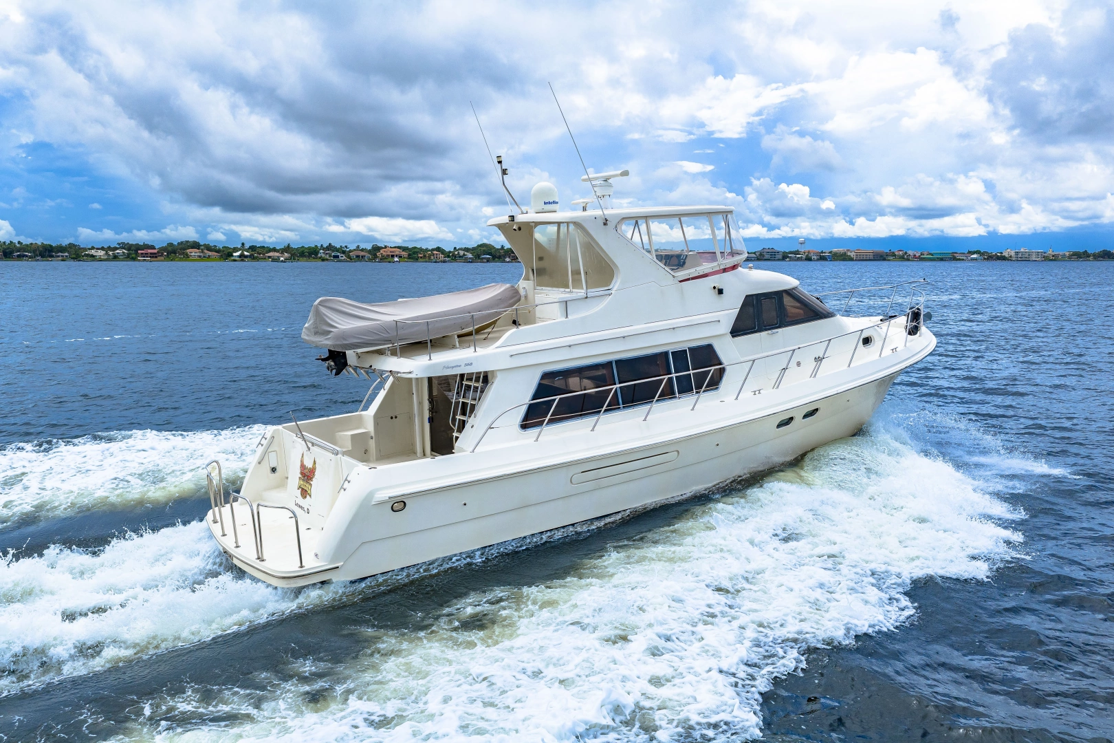 Hampton 558 Pilothouse Yacht For Sale