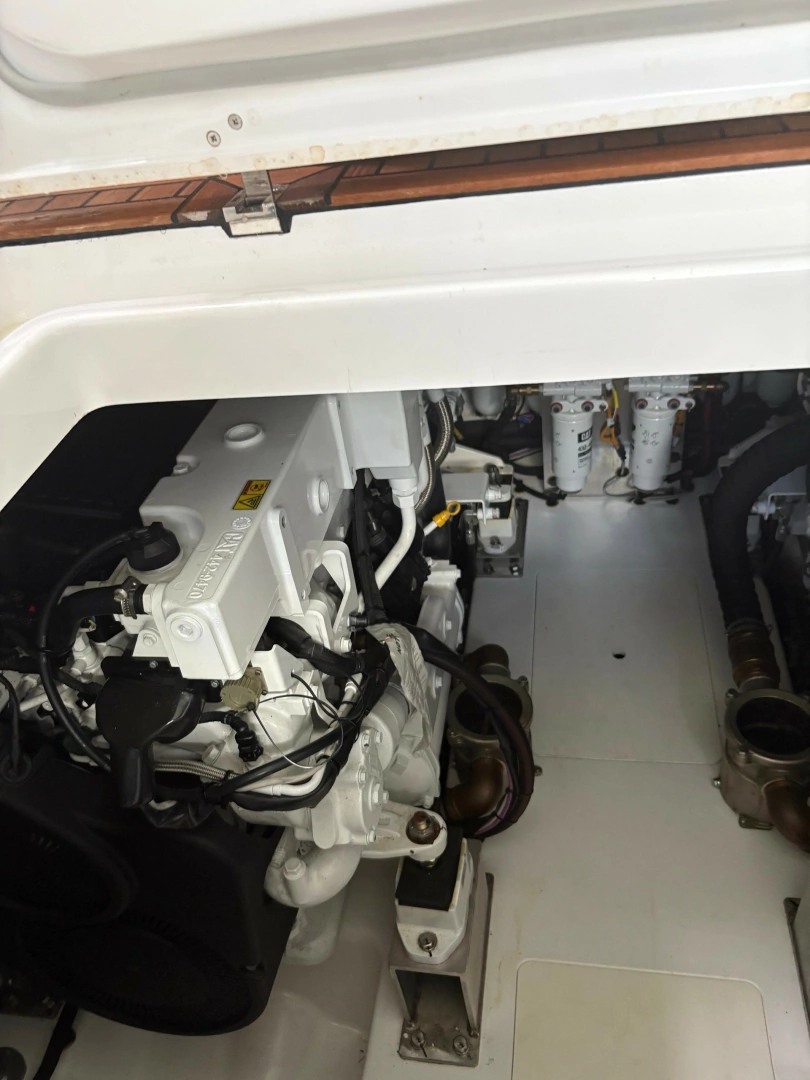 Azimut FLY 50 Yacht For Sale