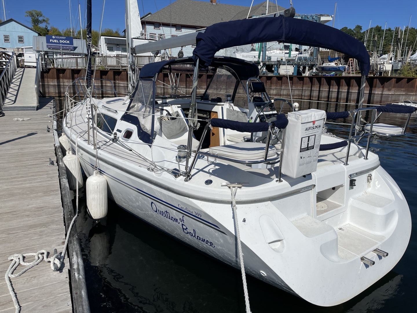QUESTION OF BALANCE 32ft Catalina Yacht For Sale
