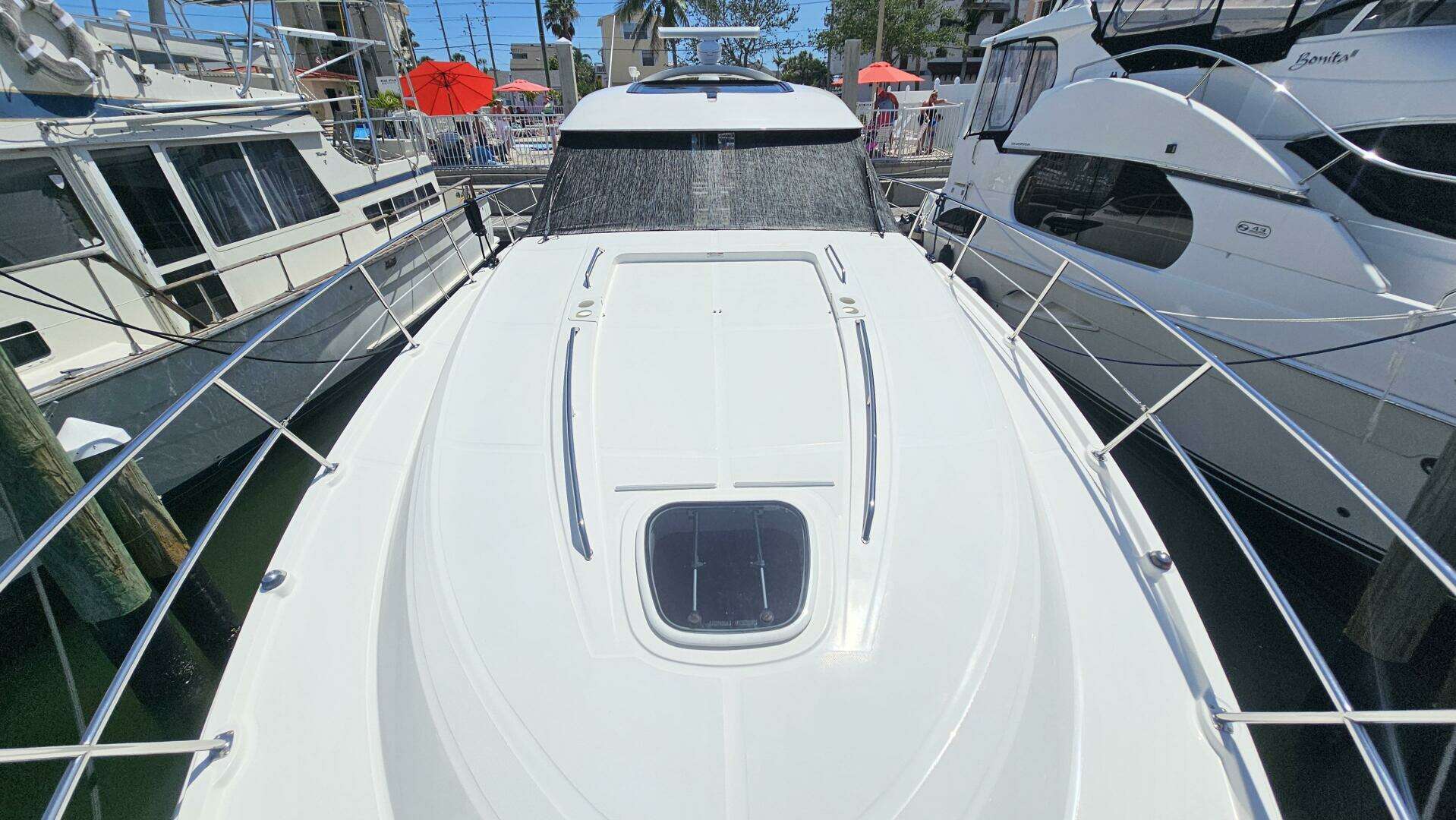 Sea Ray  Yacht For Sale