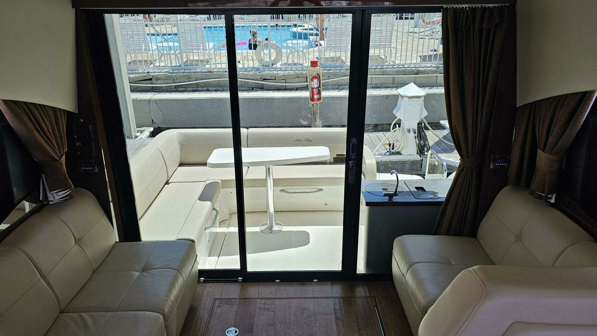 Sea Ray  Yacht For Sale