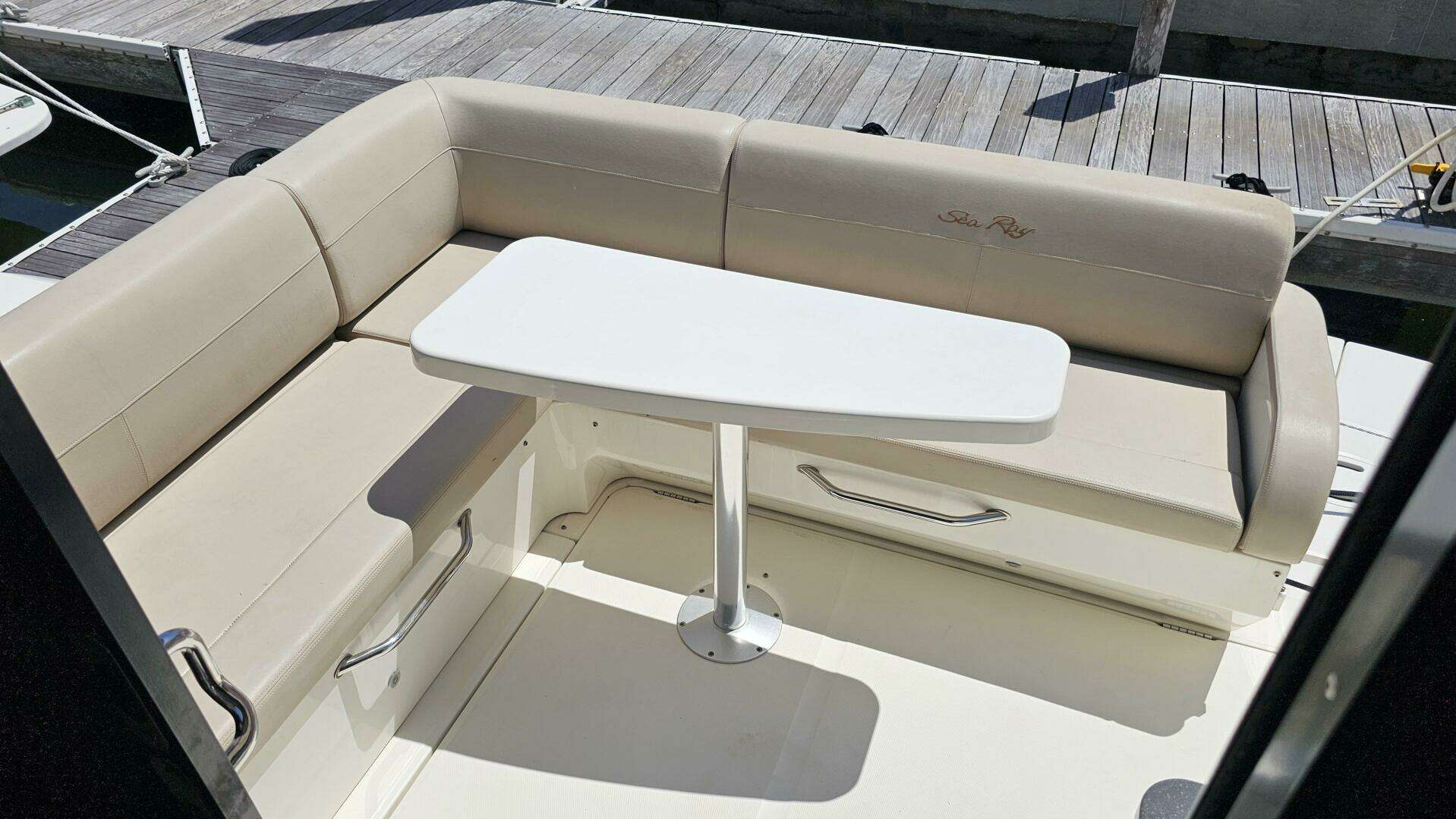 Sea Ray  Yacht For Sale