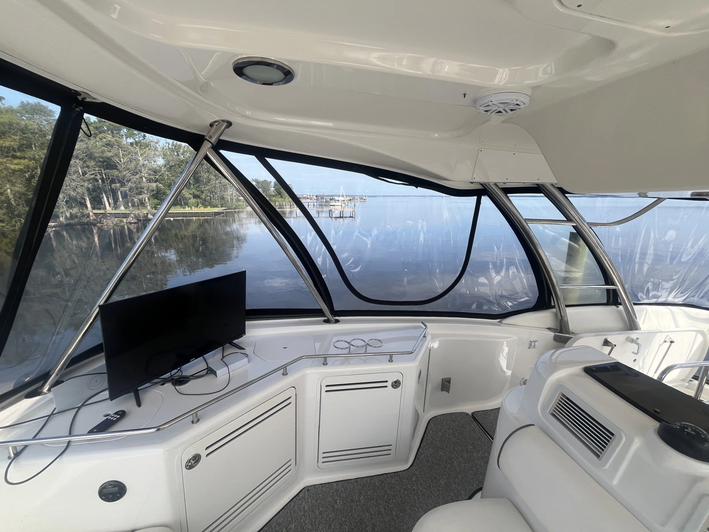 Sea Ray 58 Sedan Bridge Yacht For Sale