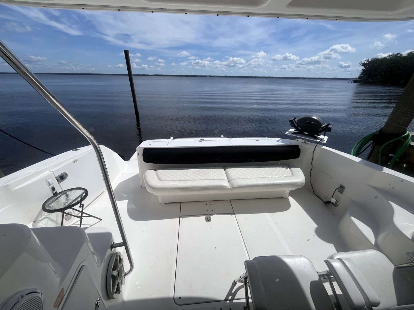 Sea Ray 58 Sedan Bridge Yacht For Sale