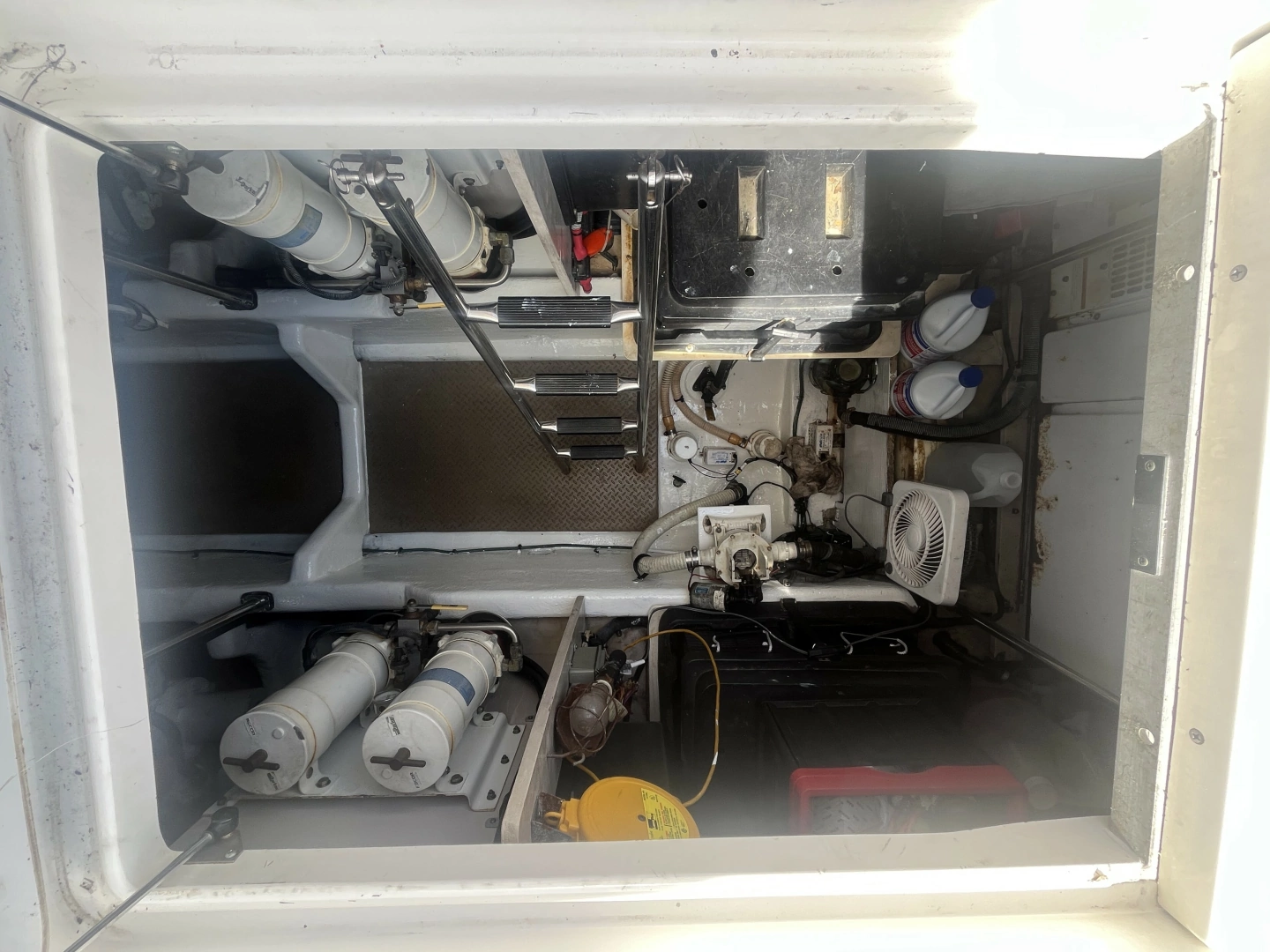 Sea Ray 58 Sedan Bridge Yacht For Sale