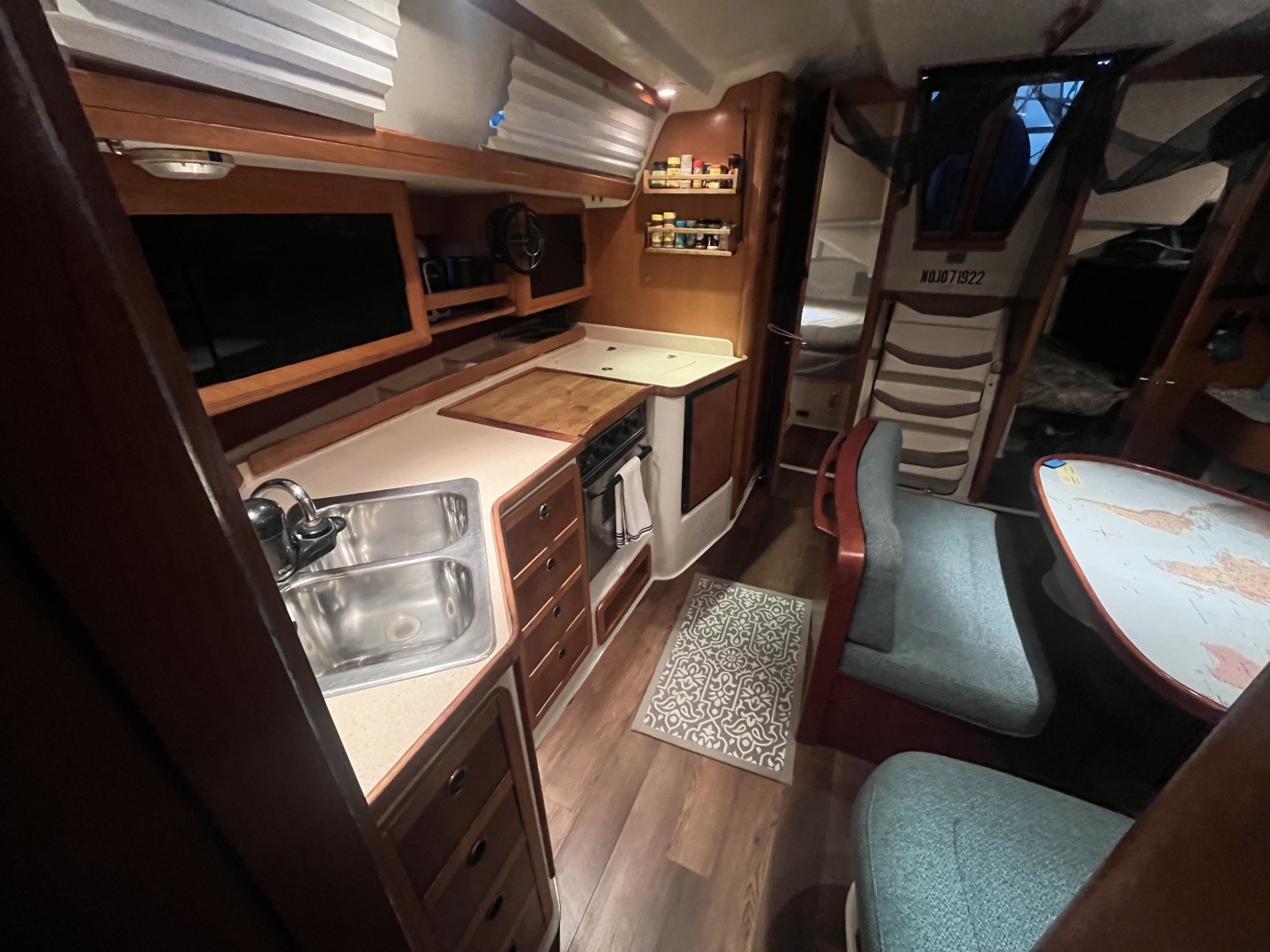 1999 Catalina 42 MKII