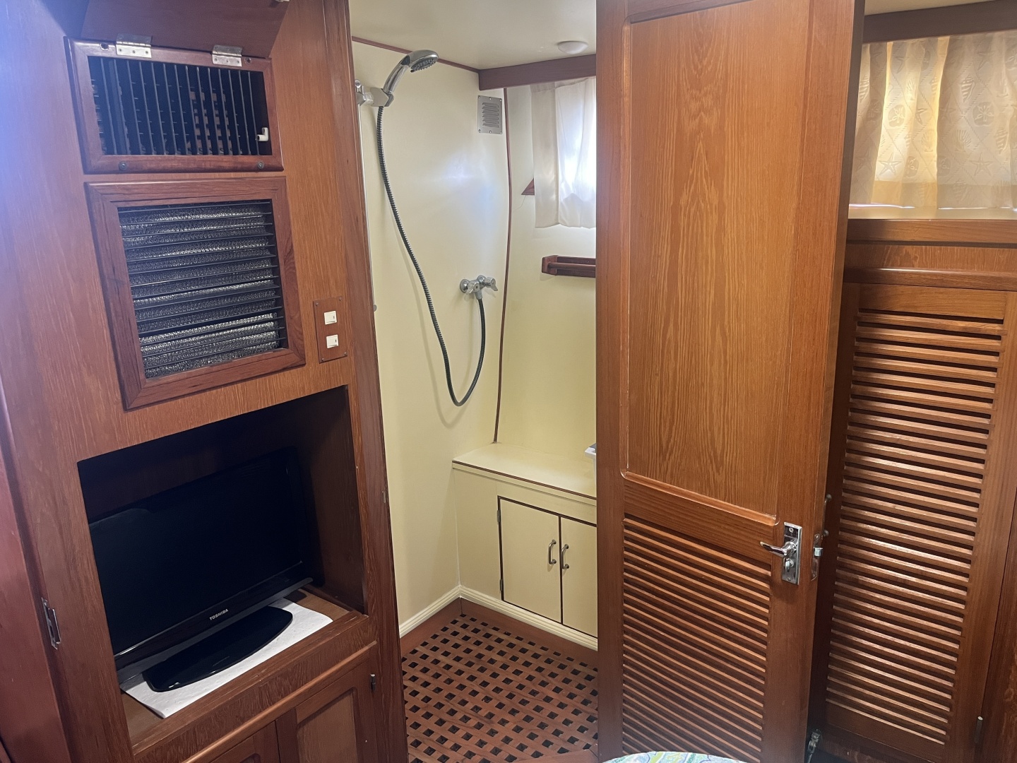Sea Fever 44ft Symbol Yacht For Sale