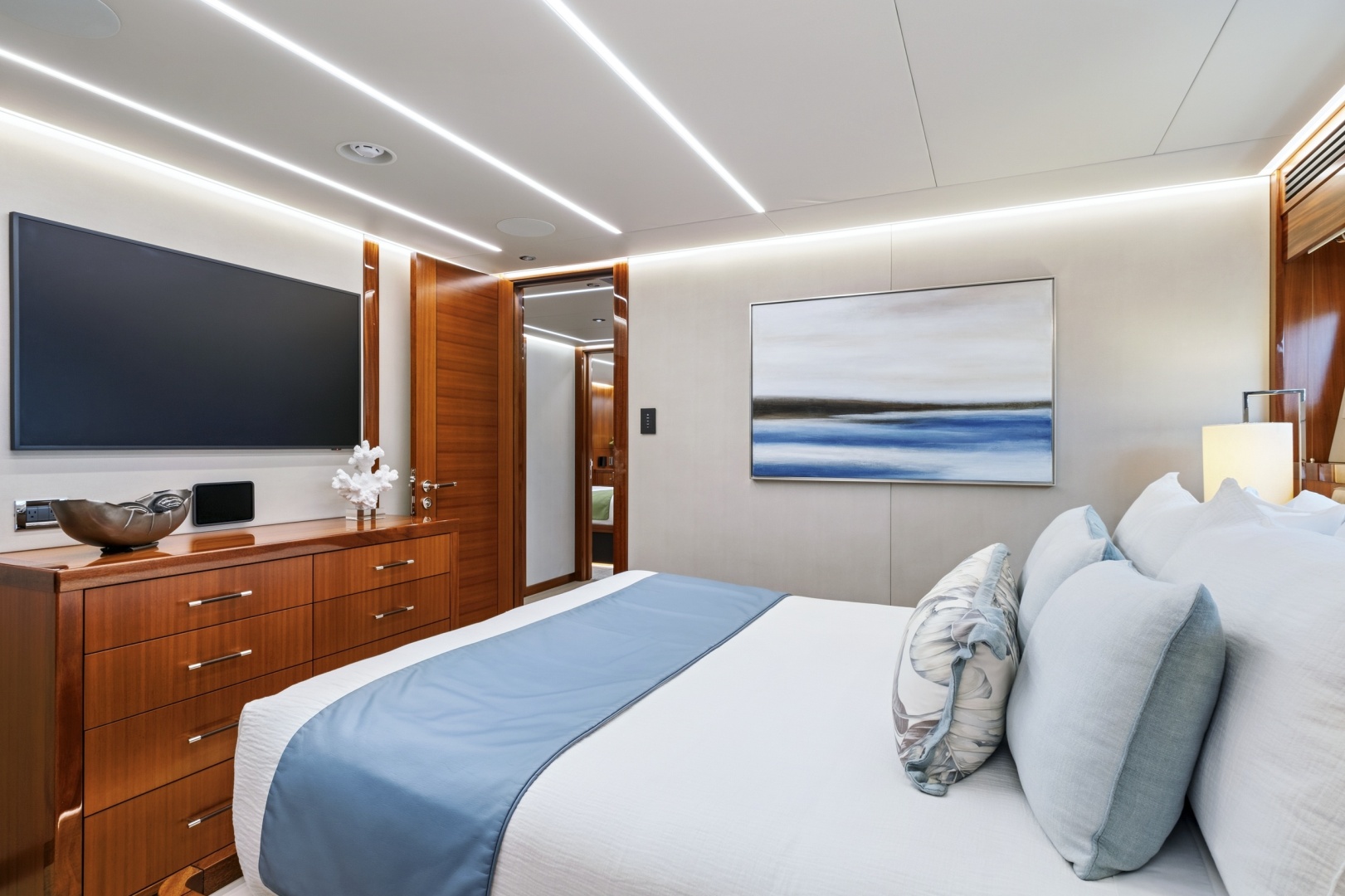 2023 Westport W125