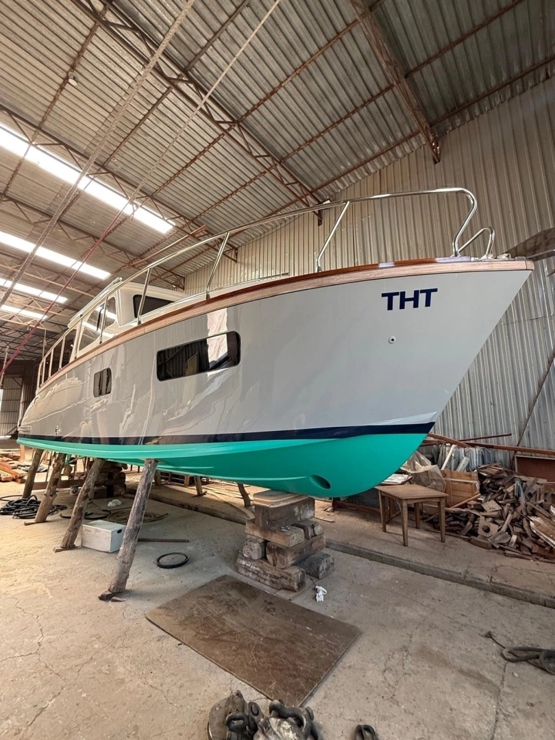 Custom 37 Yacht For Sale