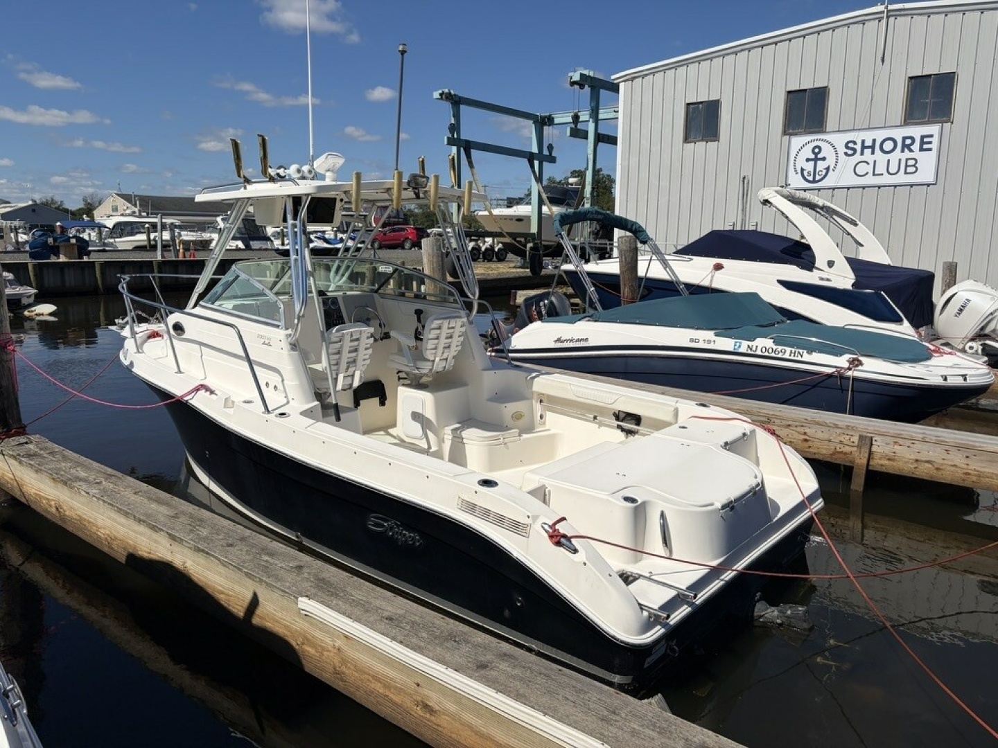 23ft Seaswirl Striper Yacht For Sale 23ft Seaswirl Striper Yacht For Sale