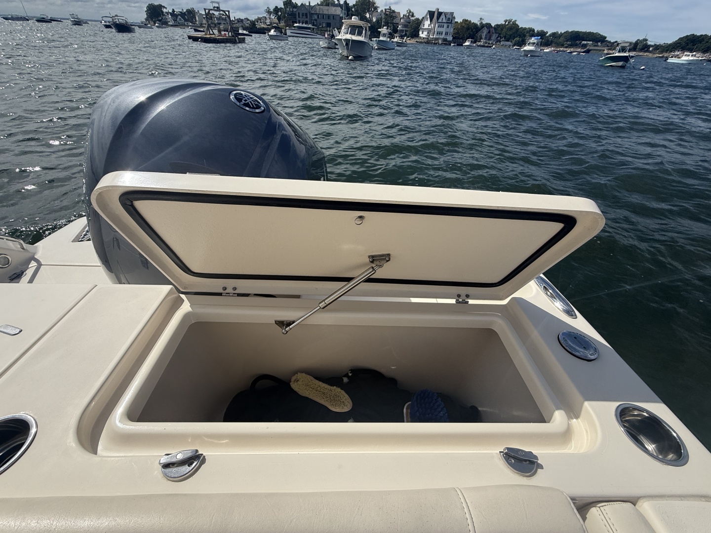 23ft Grady White Yacht For Sale