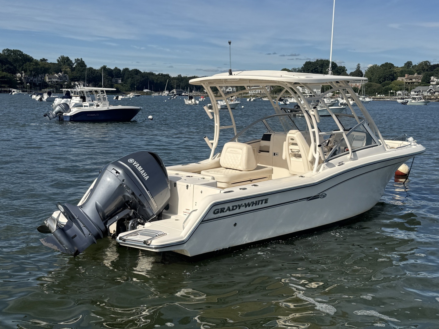 23ft Grady White Yacht For Sale
