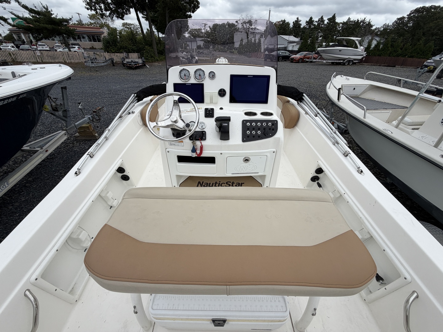 21ft NauticStar Yacht For Sale 21ft NauticStar Yacht For Sale