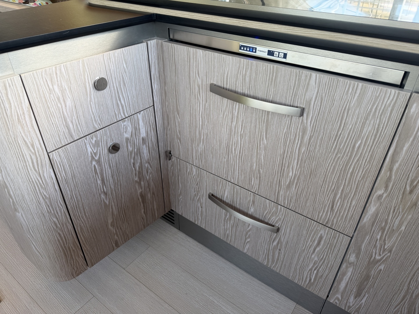 2023 Azimut S6