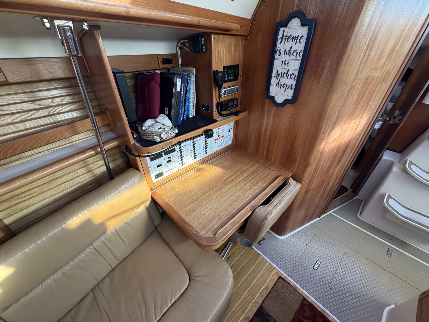 2001 Catalina 380