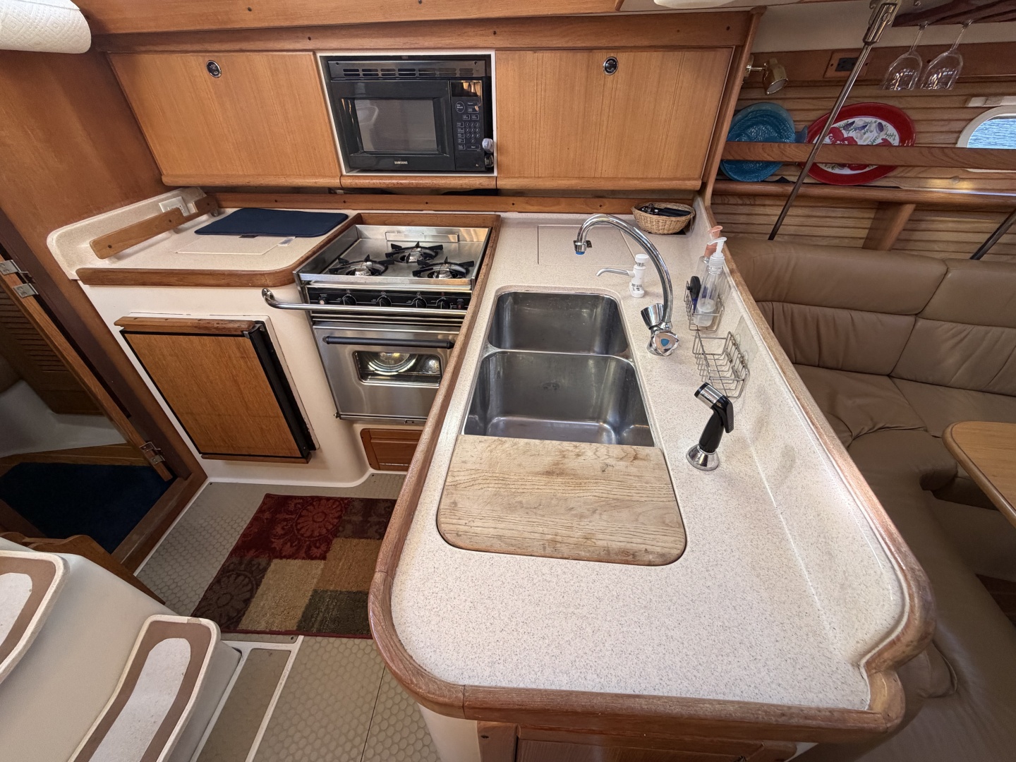 2001 Catalina 380