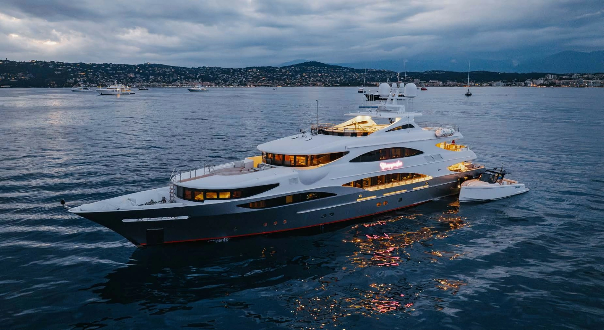 2013 Trinity Yachts Tri-Deck, photo 1 of 30