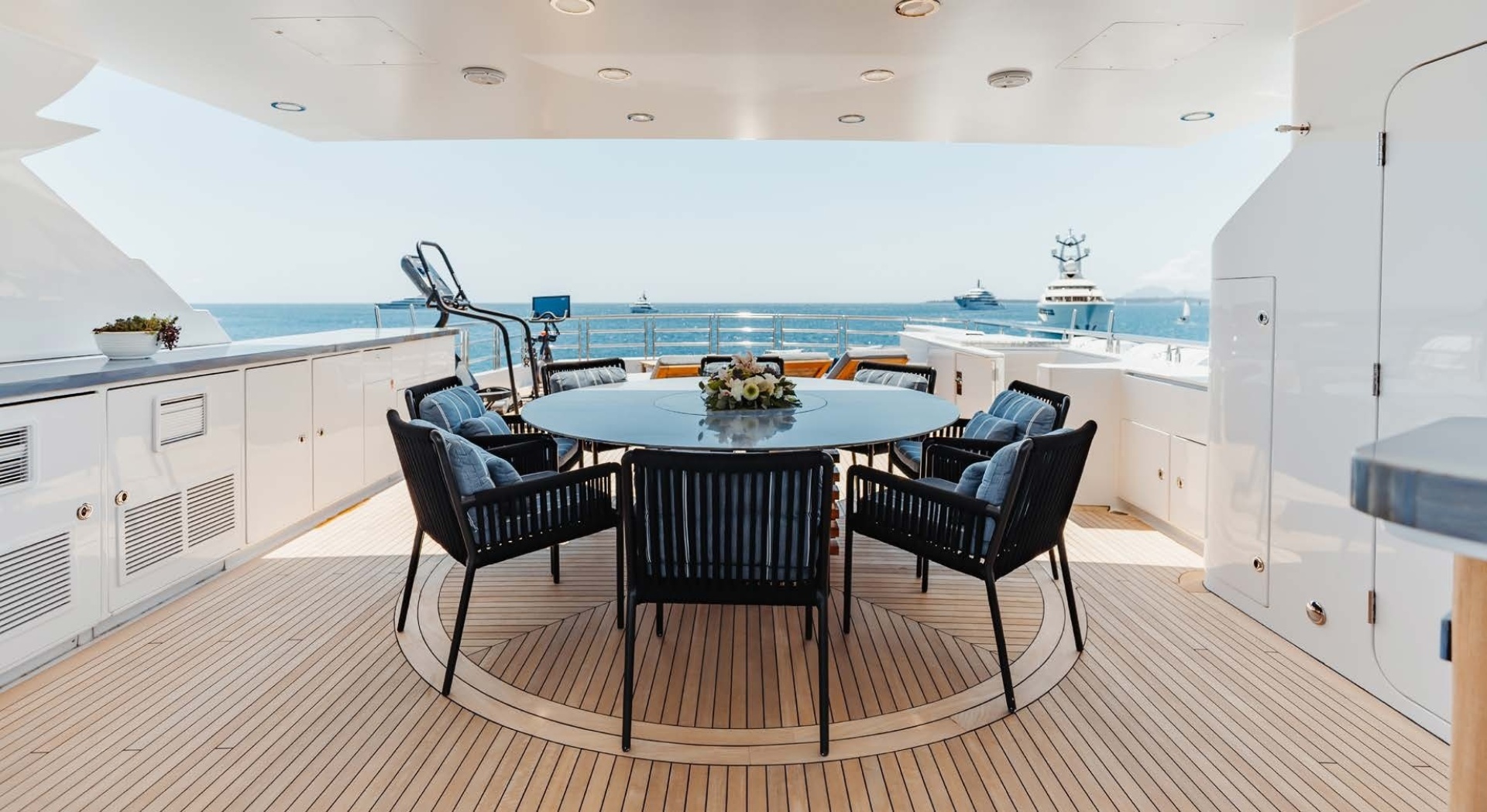 2012 Trinity Yachts Tri-Deck